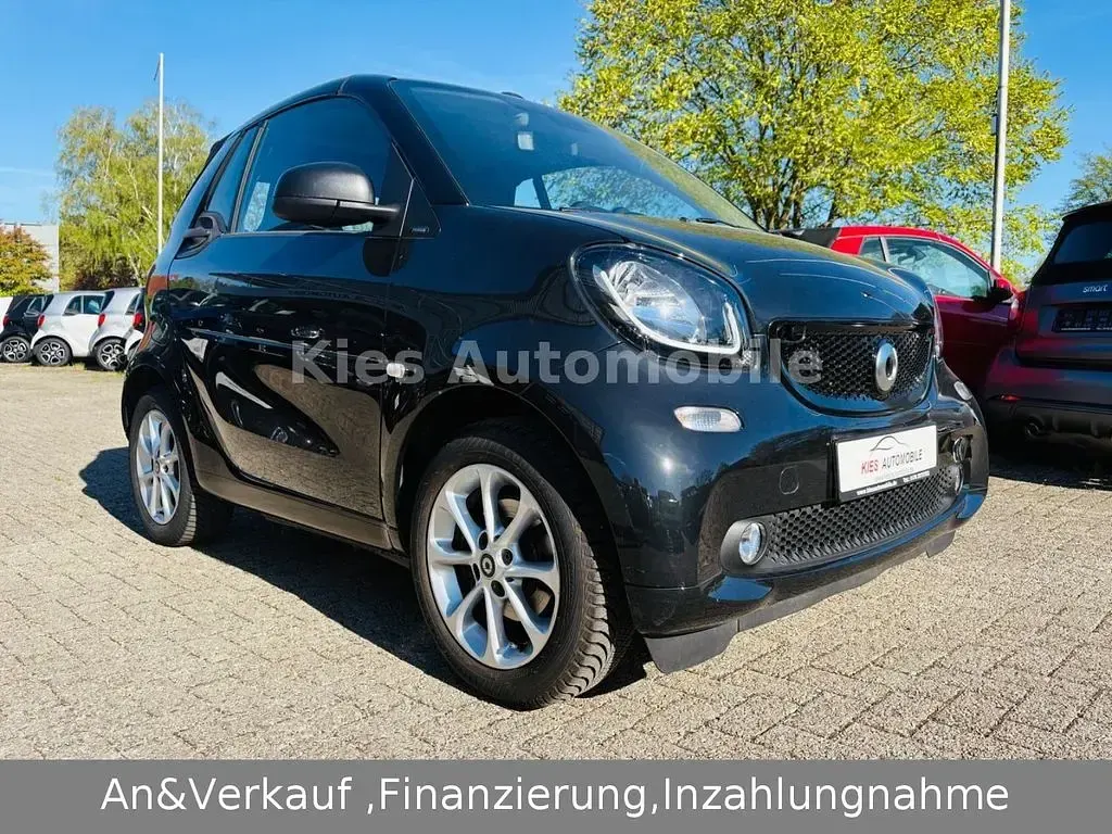 Gebraucht Smart ForTwo Cabrio Passion 90 PS (66 kW) 2018 Schwarz Cabrio