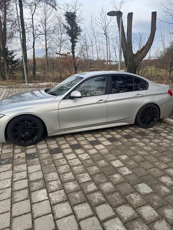 Gebraucht BMW 320 M Sport 190 PS (139 kW) 2017 Silber Limousine
