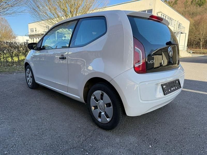 Gebraucht VW up! high up! 60 PS (44 kW) 2012 Weiß Kleinwagen