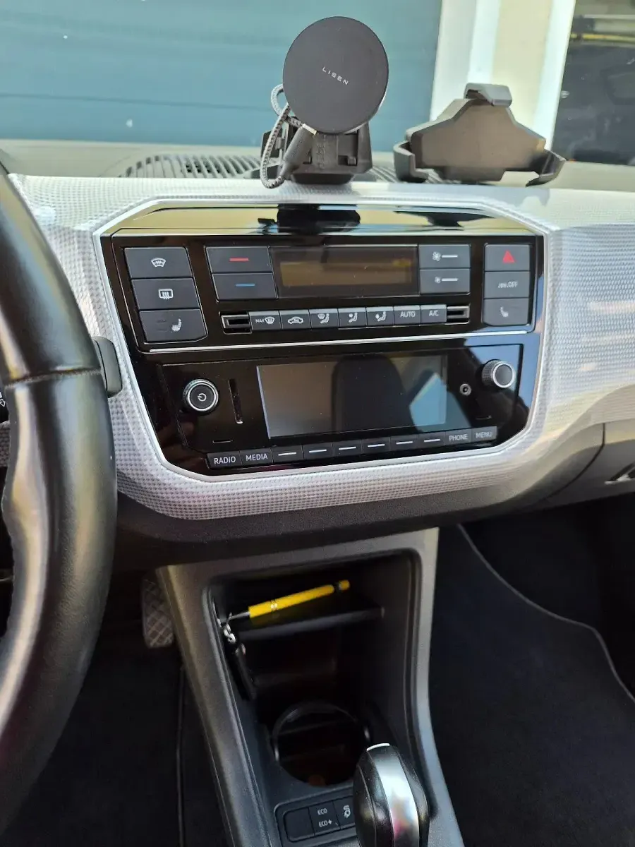 Gebraucht VW e-up! Style 61 kW (83 PS) 2022 Schwarz Kleinwagen