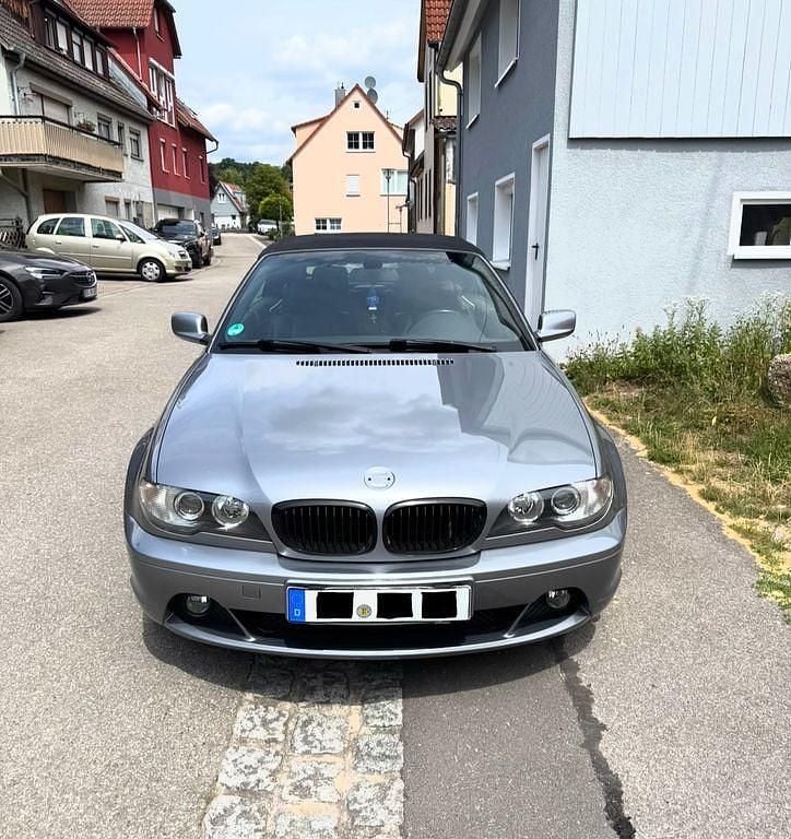 Schwarz Gebraucht 2004 BMW 318 Cabriolet Cabrio | 4.000 € (Superpreis) - Bild 1/4