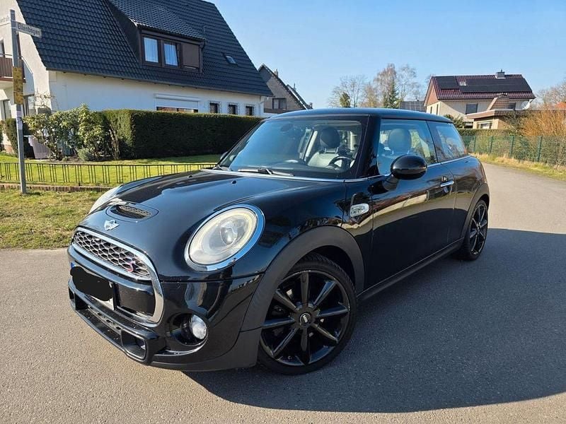 Gebraucht Mini Cooper S 192 PS (141 kW) 2014 Schwarz Kleinwagen