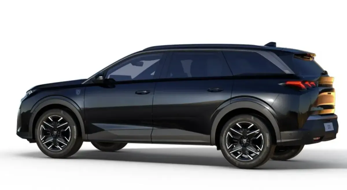 Neu Peugeot 5008 GT 145 PS (106 kW) 2026 Perla nera schwarz metallic SUV