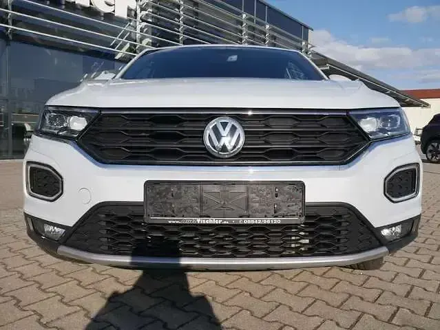 Gebraucht VW T-Roc Sport 150 PS (110 kW) 2019 White silver metallic SUV