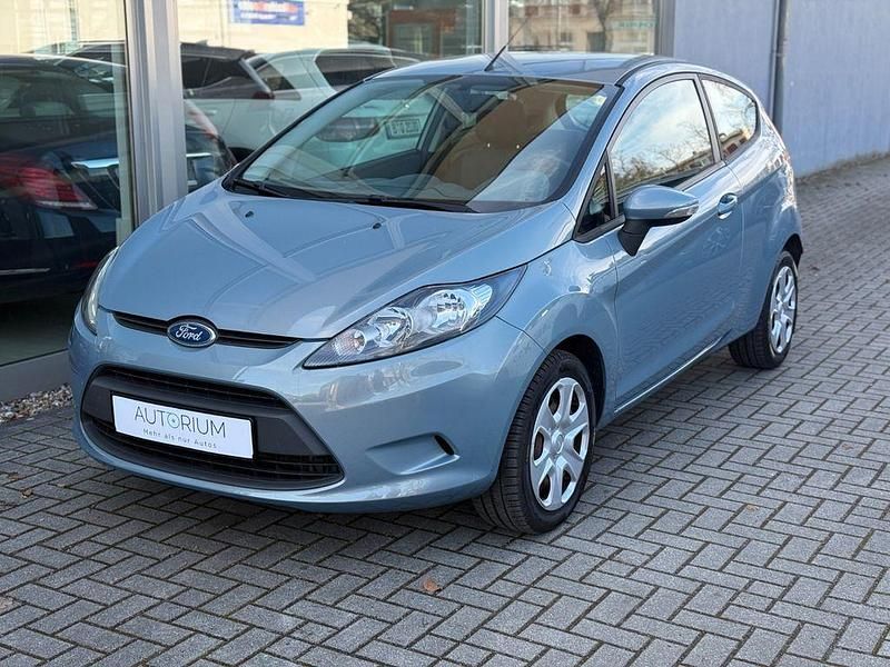 Gebraucht Ford Fiesta Trend 60 PS (44 kW) 2009 Hellblau Kleinwagen