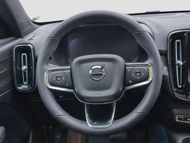 Gebraucht Volvo EC40 Ultimate 300 kW (408 PS) 2022 Fjord blue SUV