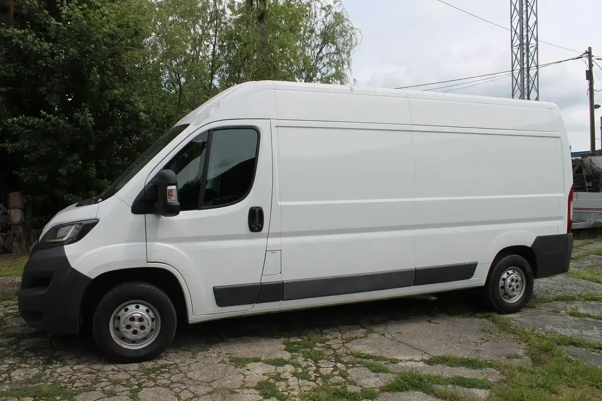 Gebraucht Peugeot Boxer 131 PS (96 kW) 2014 Weiß Van