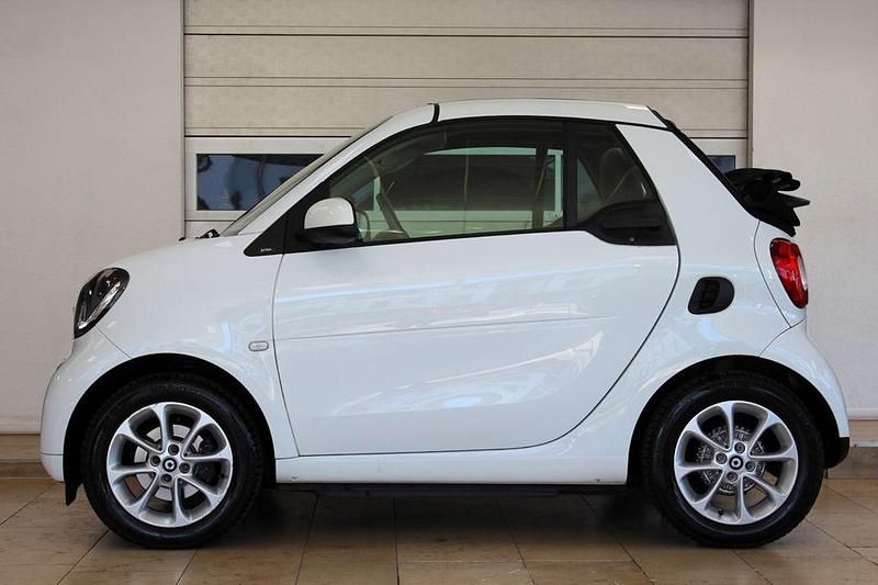 Gebraucht Smart ForTwo Cabrio Prime 90 PS (66 kW) 2018 Weiß Cabrio