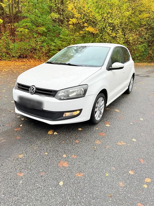 Weiß Gebraucht 2013 VW Polo Kleinwagen | 4.300 € (Superpreis) - Bild 1/4