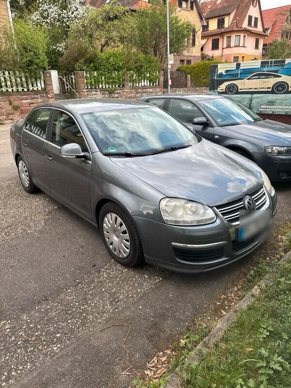 Silber Gebraucht 2007 VW Jetta GT Limousine | 1.950 € (Guter Preis) - Bild 1/4