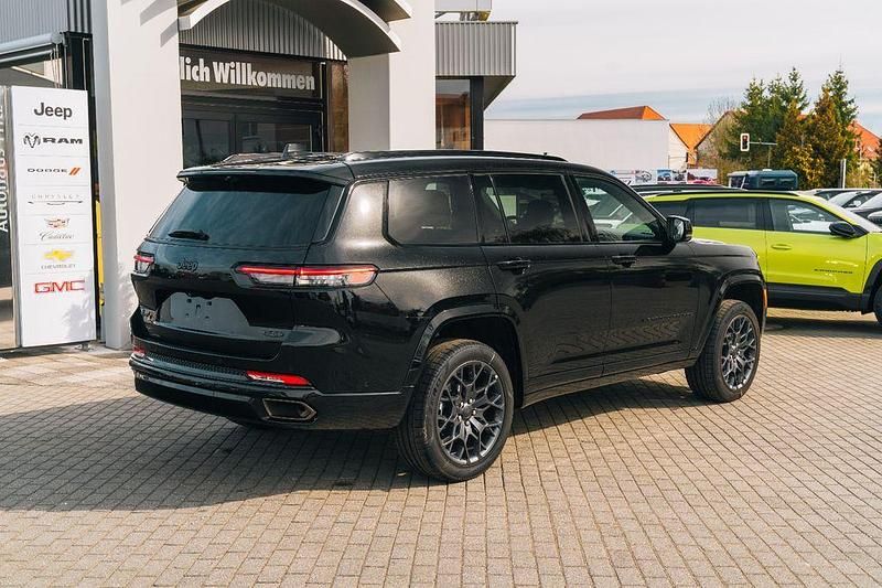 Neu Jeep Cherokee 296 PS (217 kW) 2026 Schwarz SUV