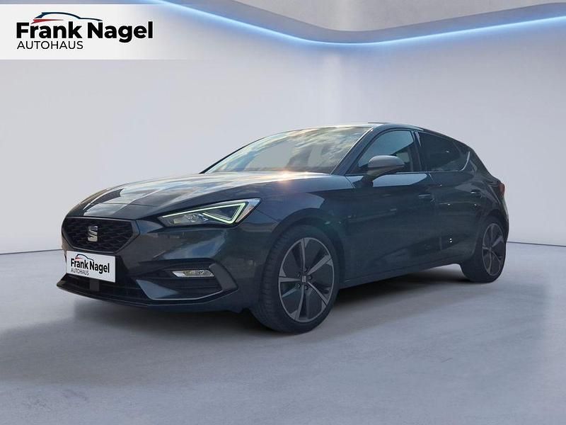 Gebraucht Seat Leon FR 131 PS (96 kW) 2021 Magnetic tech grey Limousine