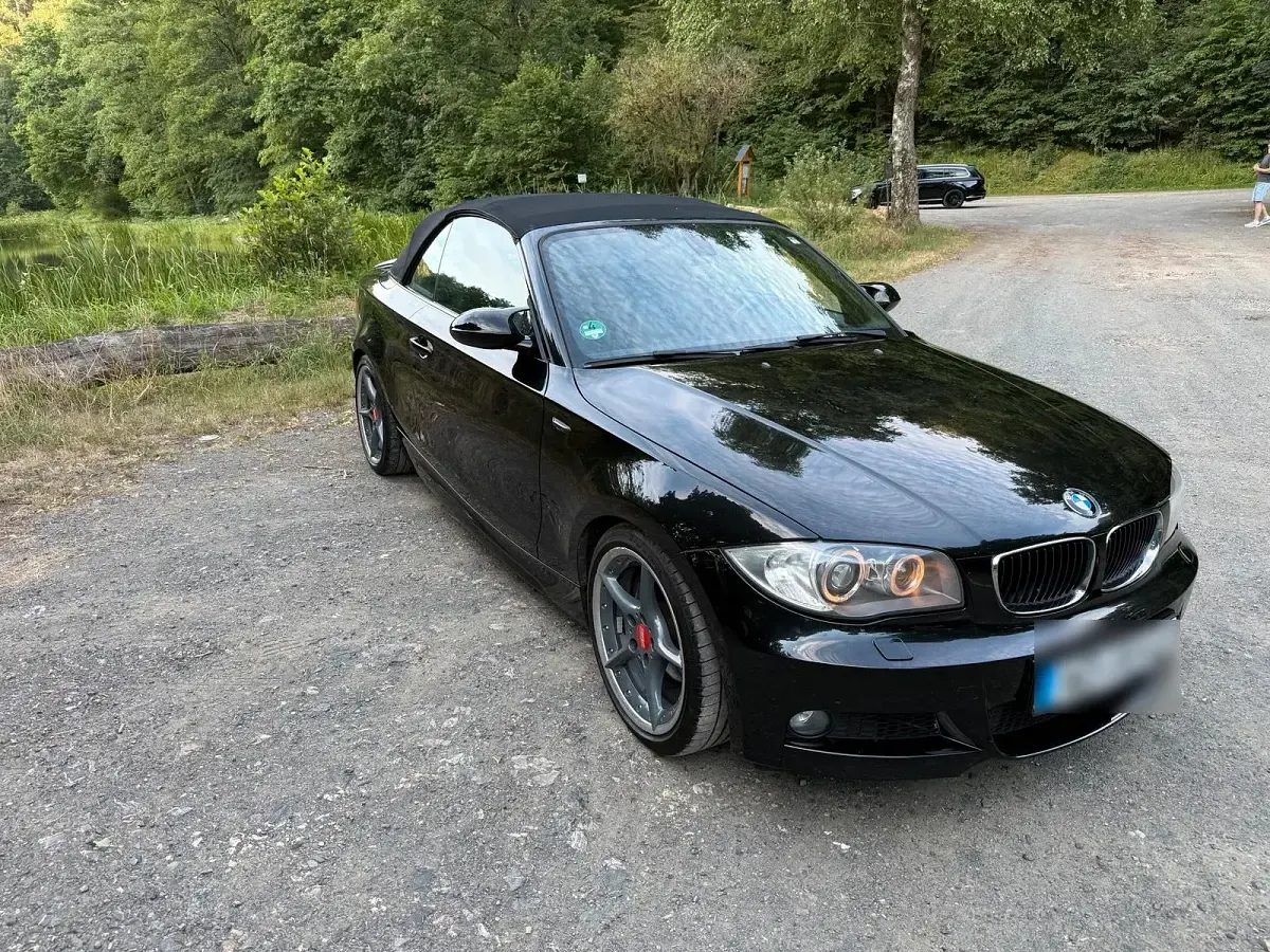 Gebraucht BMW 118 Cabriolet M Sport 143 PS (105 kW) 2009 Schwarz Cabrio