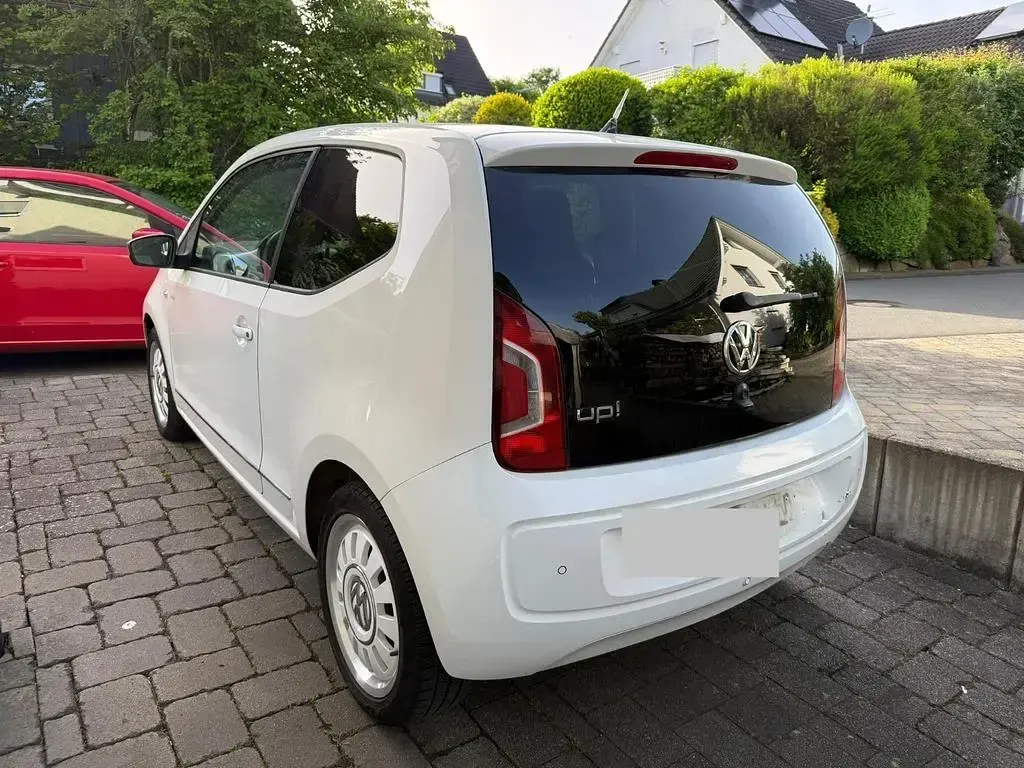 Używany VW up! high up! 75 KM (55 kW) 2011 Biały Hatchback
