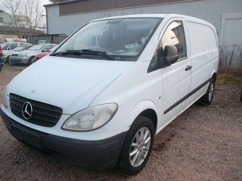 Gebraucht Mercedes Vito 109 PS (80 kW) 2006 Weiß Van