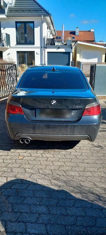 Gebraucht BMW 530 Performance 271 PS (199 kW) 2005 Schwarz Limousine