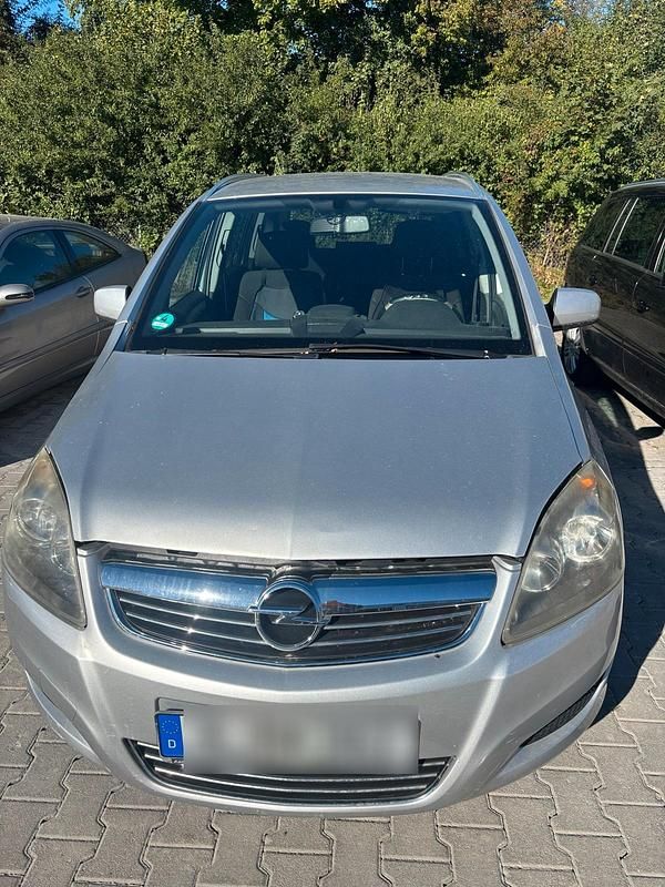 Silber Gebraucht 2010 Opel Zafira Van / Kleinbus | 4.000 € - Bild 1/4