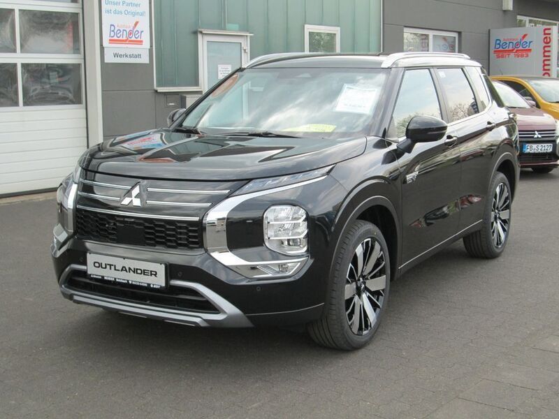 Schwarz Neu 2025 Mitsubishi Outlander P-HEV Edition SUV | 52.990 € (Fairer Preis) - Bild 1/4