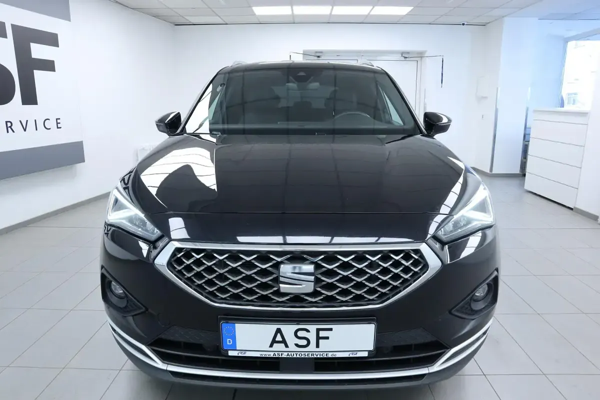 Gebraucht Seat Tarraco XCELLENCE 150 PS (110 kW) 2020 "deep" schwarz perleffekt SUV