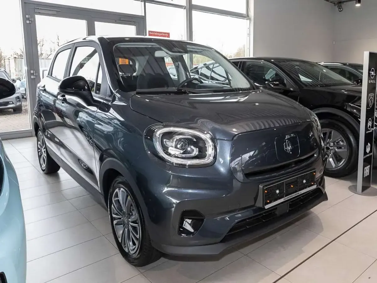 Ny Leapmotor T03 69 kW (95 HK) 2025 Hvid Hatchback