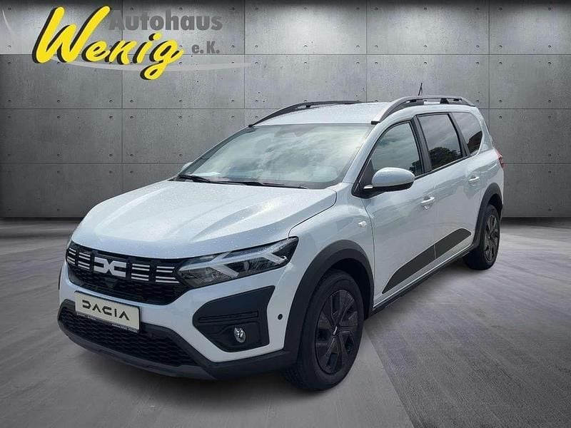 Arktisweiß Neu 2025 Dacia Jogger Expression Limousine | 21.530 € (Guter Preis) - Bild 1/4