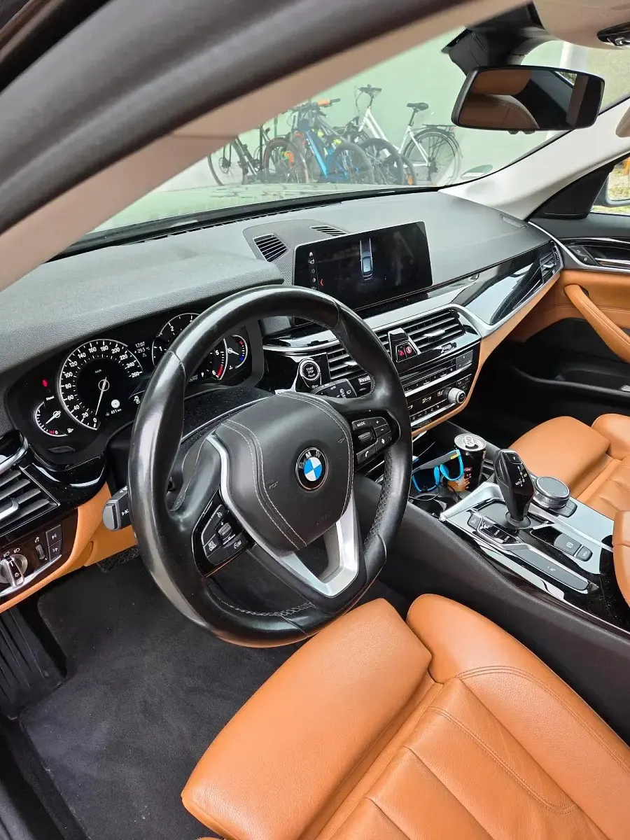 Gebraucht BMW 530 265 PS (194 kW) 2018 Braun Kombi