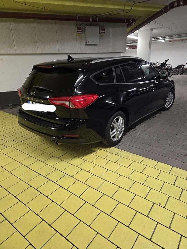 Gebraucht Ford Focus Active 150 PS (110 kW) 2020 Schwarz Kombi