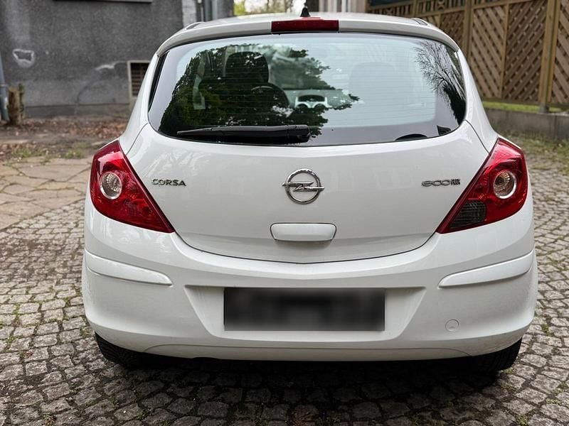 Gebraucht Opel Corsa 69 PS (50 kW) 2013 Weiß Kleinwagen