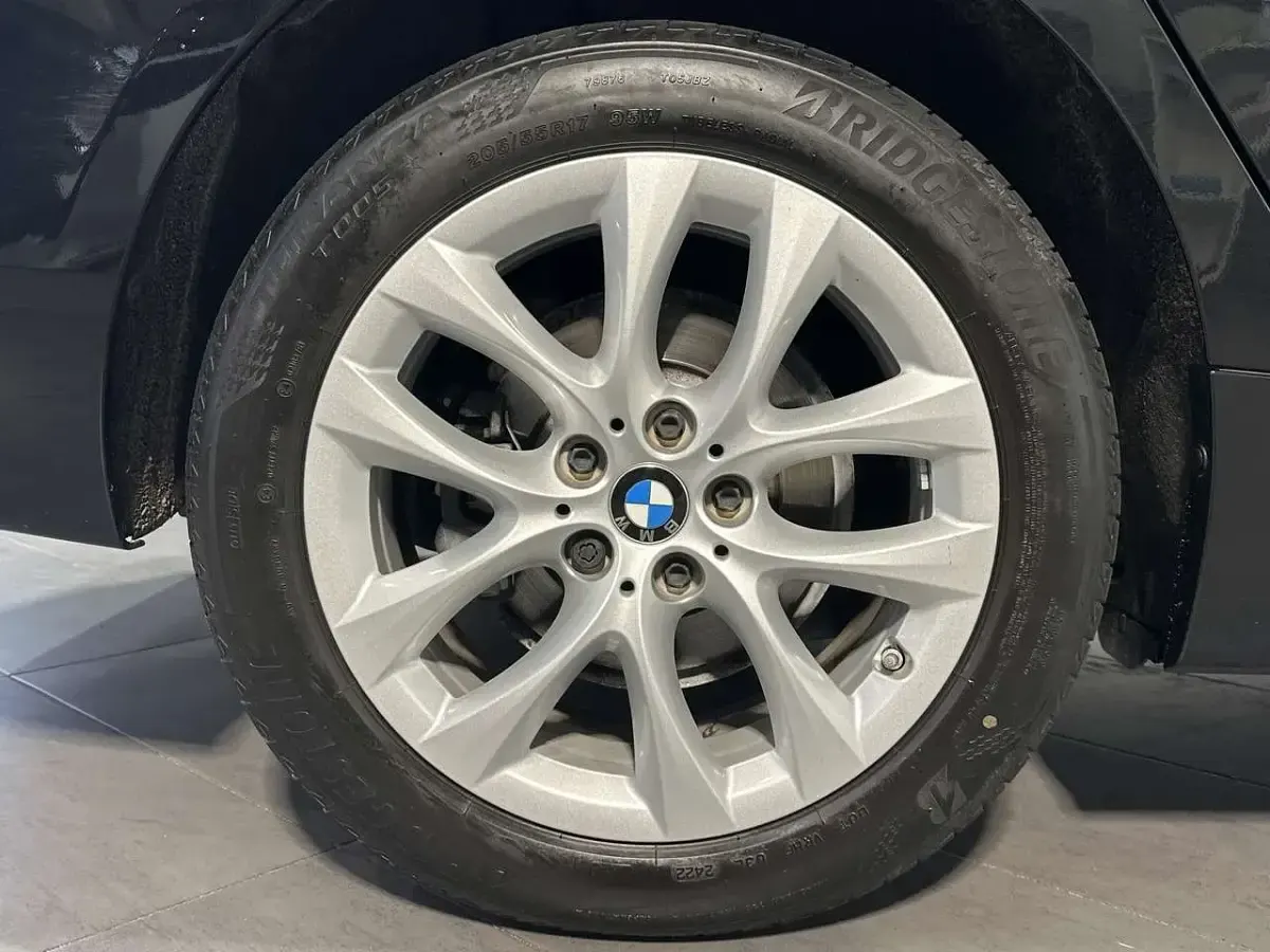 Gebraucht BMW 218 Gran Tourer Advantage 150 PS (110 kW) 2022 Schwarz Van / Kleinbus