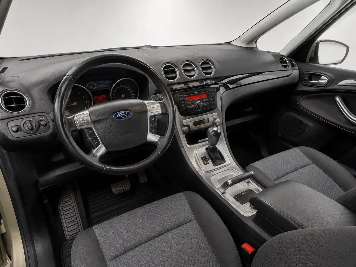 Gebraucht Ford Galaxy Ghia 131 PS (96 kW) 2007 Gold Van / Kleinbus