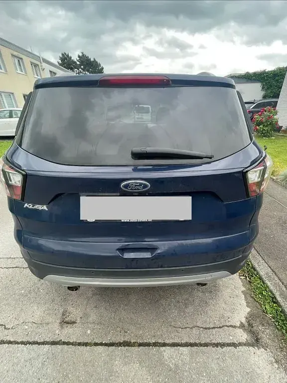 Gebraucht Ford Kuga Cool & Connect 150 PS (110 kW) 2019 Blau SUV