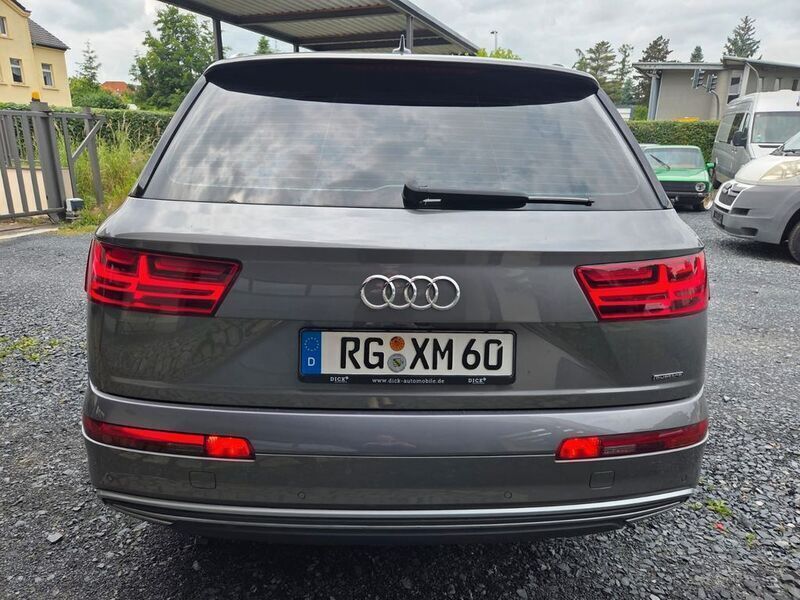 Gebraucht Audi Q7 Ambiente 375 PS (275 kW) 2016 Grau SUV