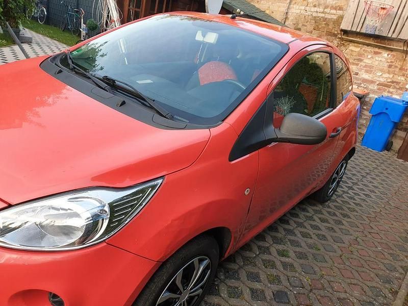 Gebraucht Ford Ka Trend 69 PS (50 kW) 2009 Rot Kleinwagen