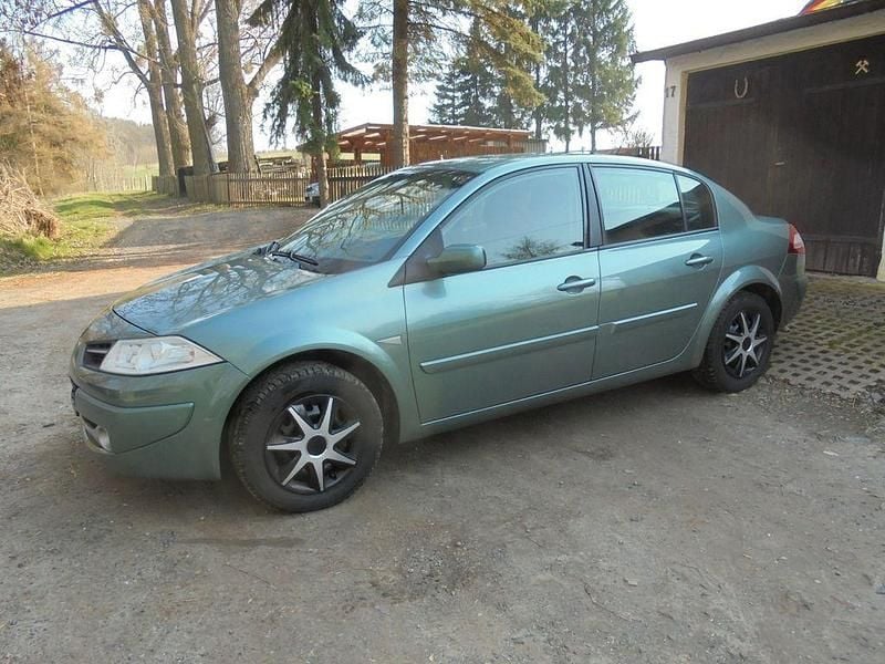 Gebraucht Renault Mégane 110 PS (80 kW) 2009 Limousine