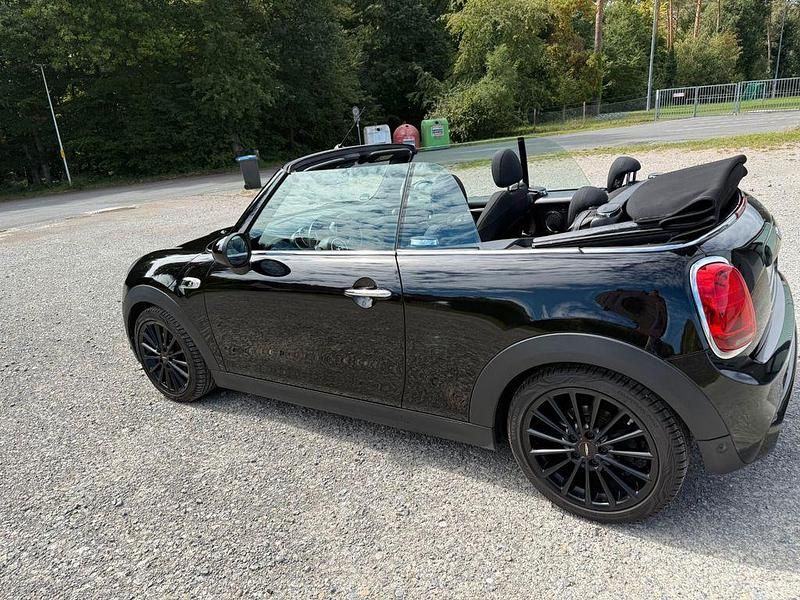 Gebraucht Mini Cooper S 192 PS (141 kW) 2018 Schwarz Kleinwagen