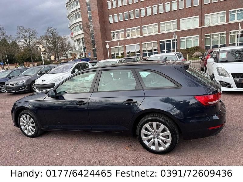 Gebraucht Audi A4 150 PS (110 kW) 2016 Blau Kombi