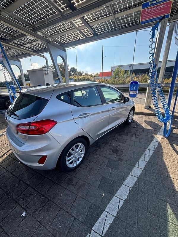Gebraucht Ford Fiesta 86 PS (63 kW) 2019 Silber Kleinwagen