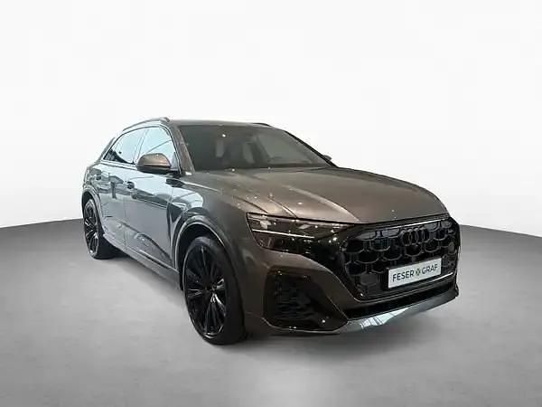 Neu Audi Q8 Ambiente 394 PS (289 kW) 2025 Daytonagrau perleffekt SUV