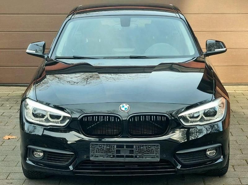 Gebraucht BMW 118 Advantage 136 PS (100 kW) 2019 Schwarz Kleinwagen