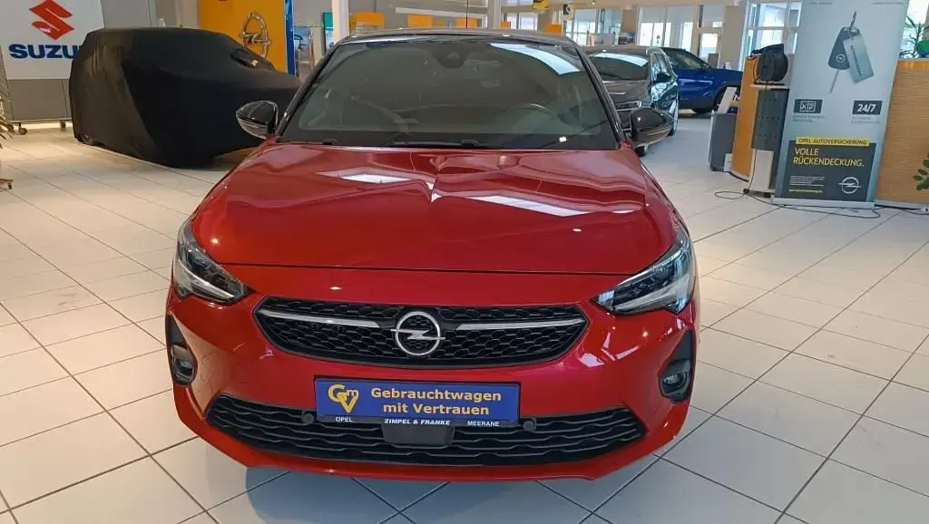 Używany Opel Corsa Ultimate 131 KM (96 kW) 2022 Czerwony Hatchback