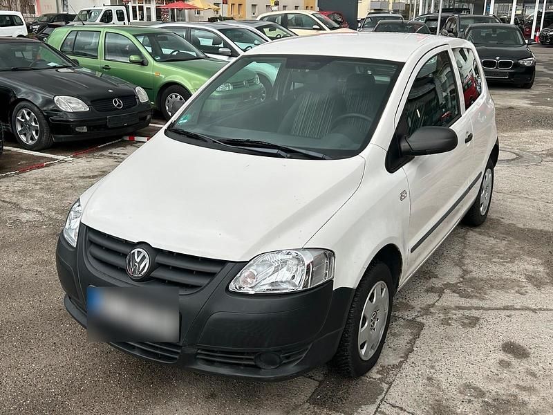 Gebraucht VW Fox 40 PS (29 kW) 2006 Weiß Kleinwagen