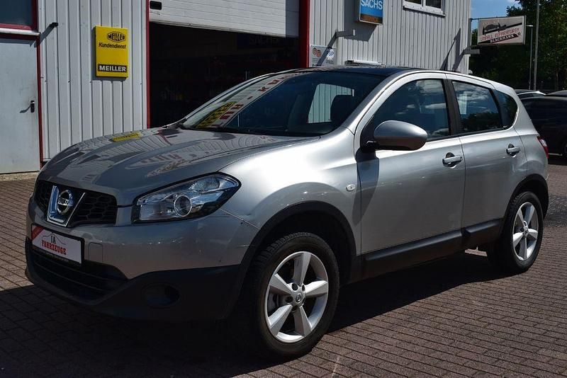 Silber Gebraucht 2010 Nissan Qashqai Acenta SUV | 4.690 € (Guter Preis) - Bild 1/4