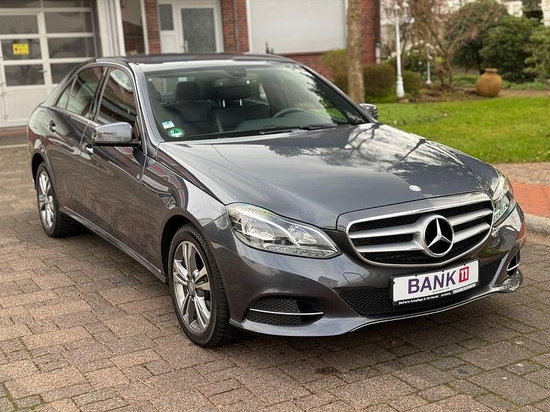Gebraucht Mercedes E200 136 PS (100 kW) 2015 Grau Limousine