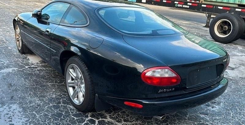 Gebraucht Jaguar XK8 284 PS (208 kW) 2000 Schwarz Coupé