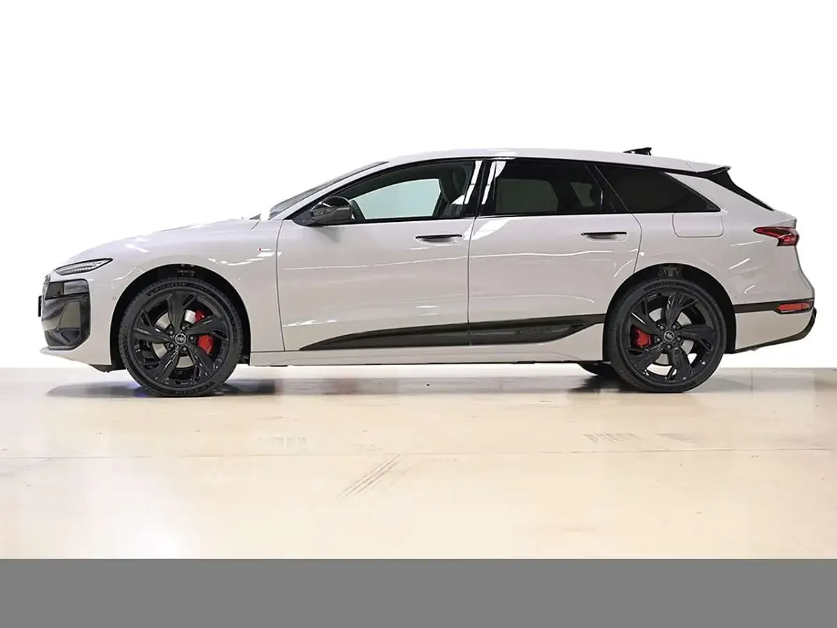 Gebraucht Audi A6 e-tron S-Line 280 kW (381 PS) 2026 Siambeige metallic Kombi