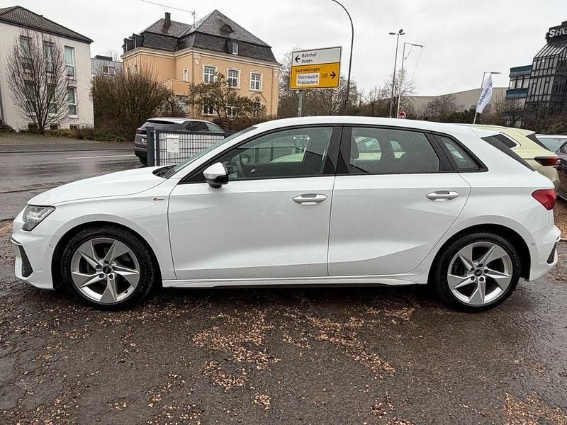 Gebraucht Audi A3 S-Line 150 PS (110 kW) 2021 Weiß Limousine