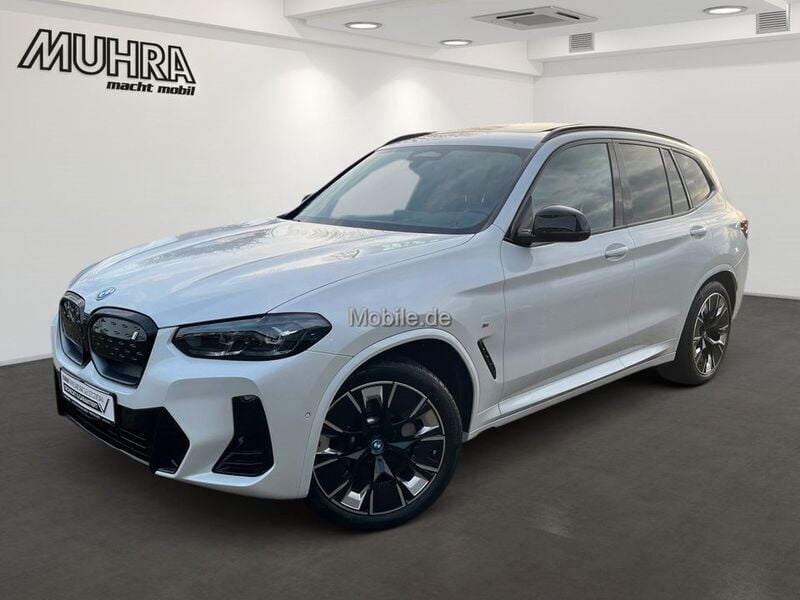 Gebraucht BMW iX3 M Sport 210 kW (286 PS) 2024 Weiß SUV