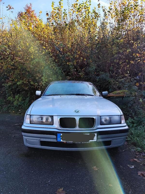 Silber Gebraucht 1998 BMW 318 Cabriolet Cabrio | 4.199 € (Superpreis) - Bild 1/4