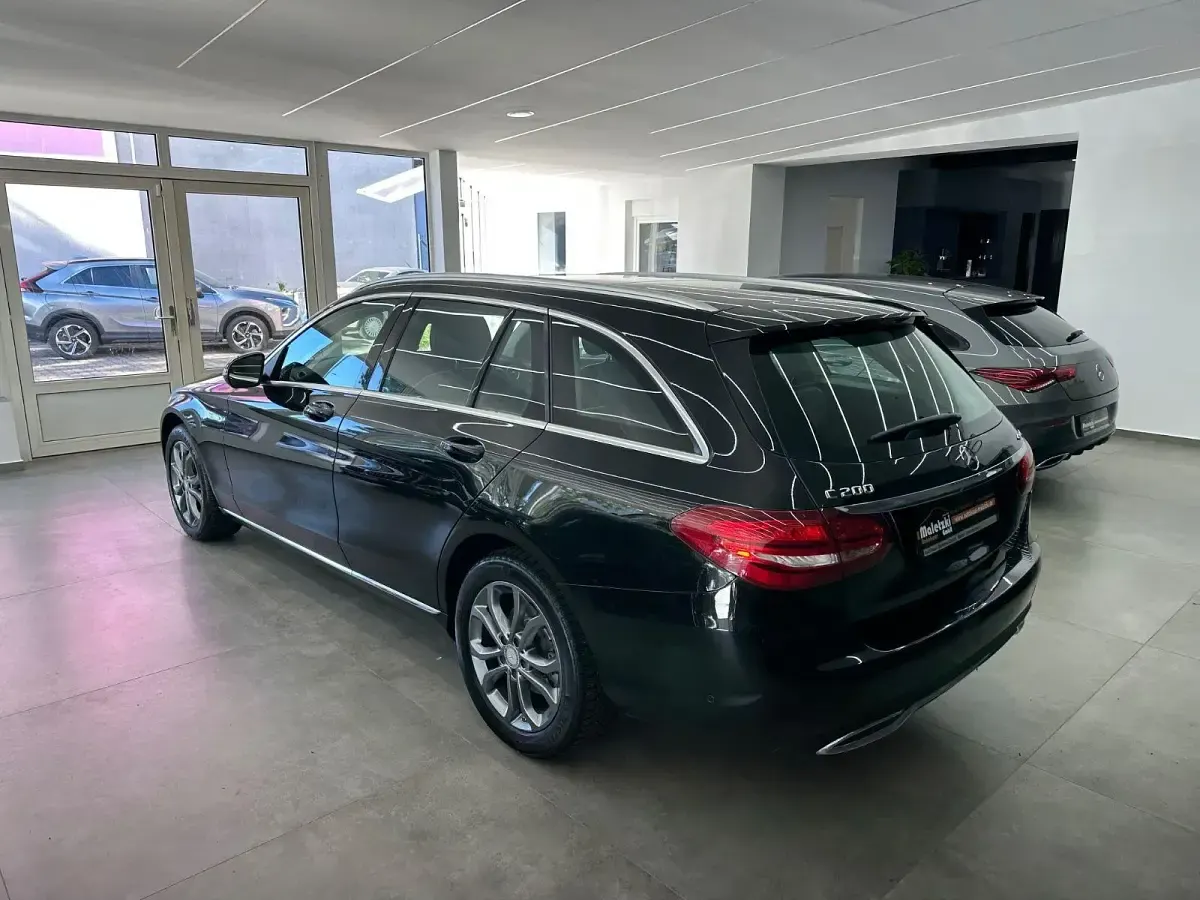 Gebraucht Mercedes C200 184 PS (135 kW) 2016 Schwarz Kombi