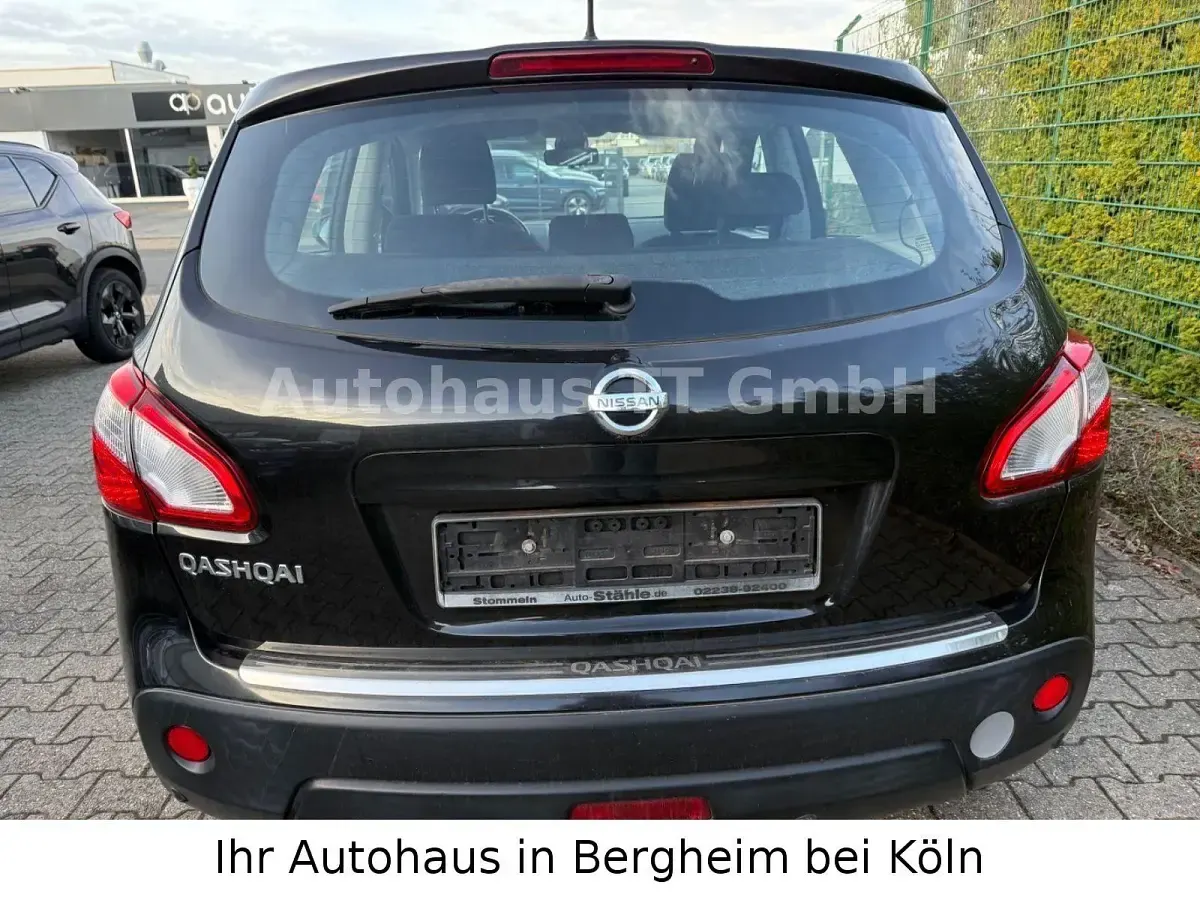 Gebraucht Nissan Qashqai Acenta 114 PS (83 kW) 2010 Schwarz SUV
